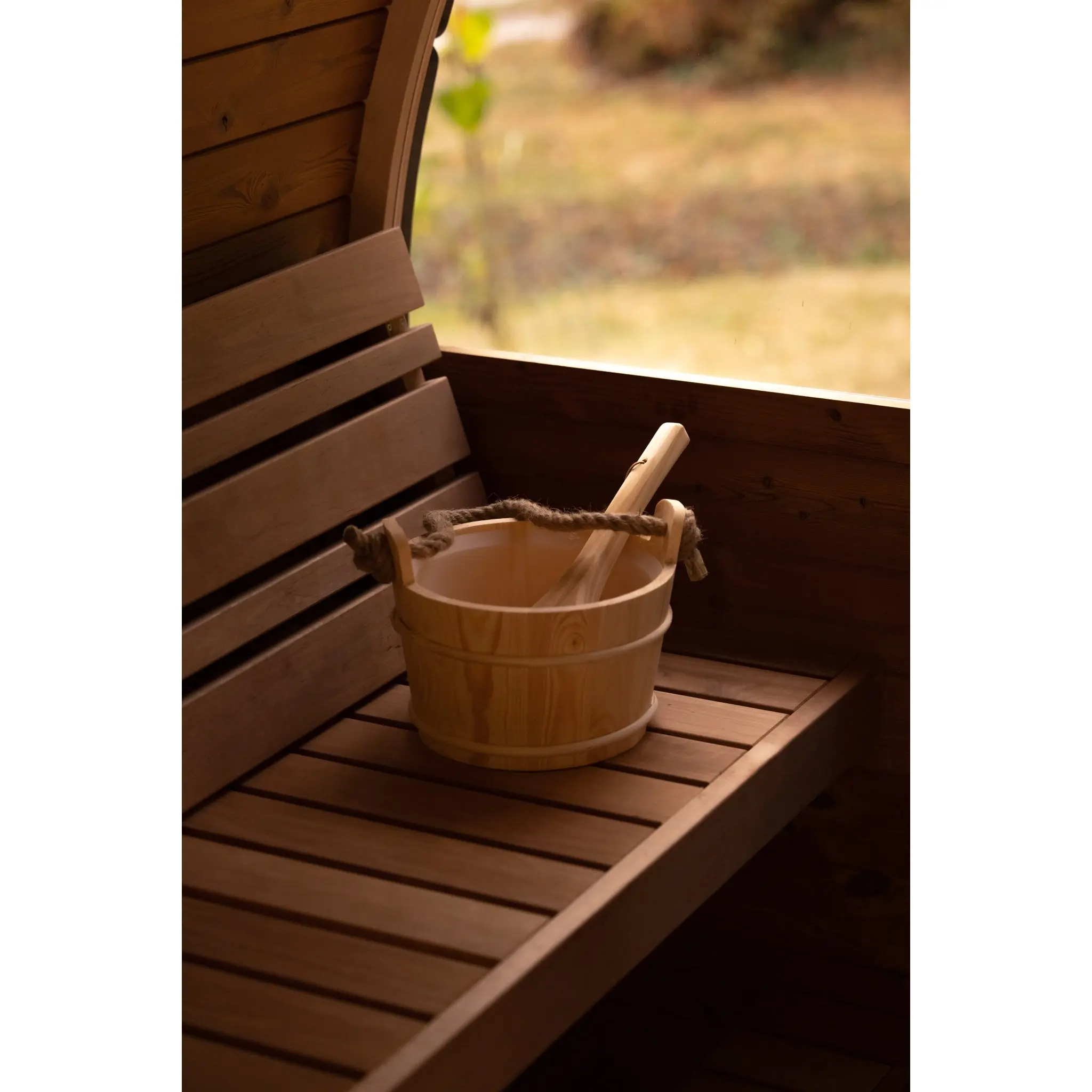 8 FT Thermowood Scenic View Barrel Sauna - 6 Person (Extra Wide) - Image 14