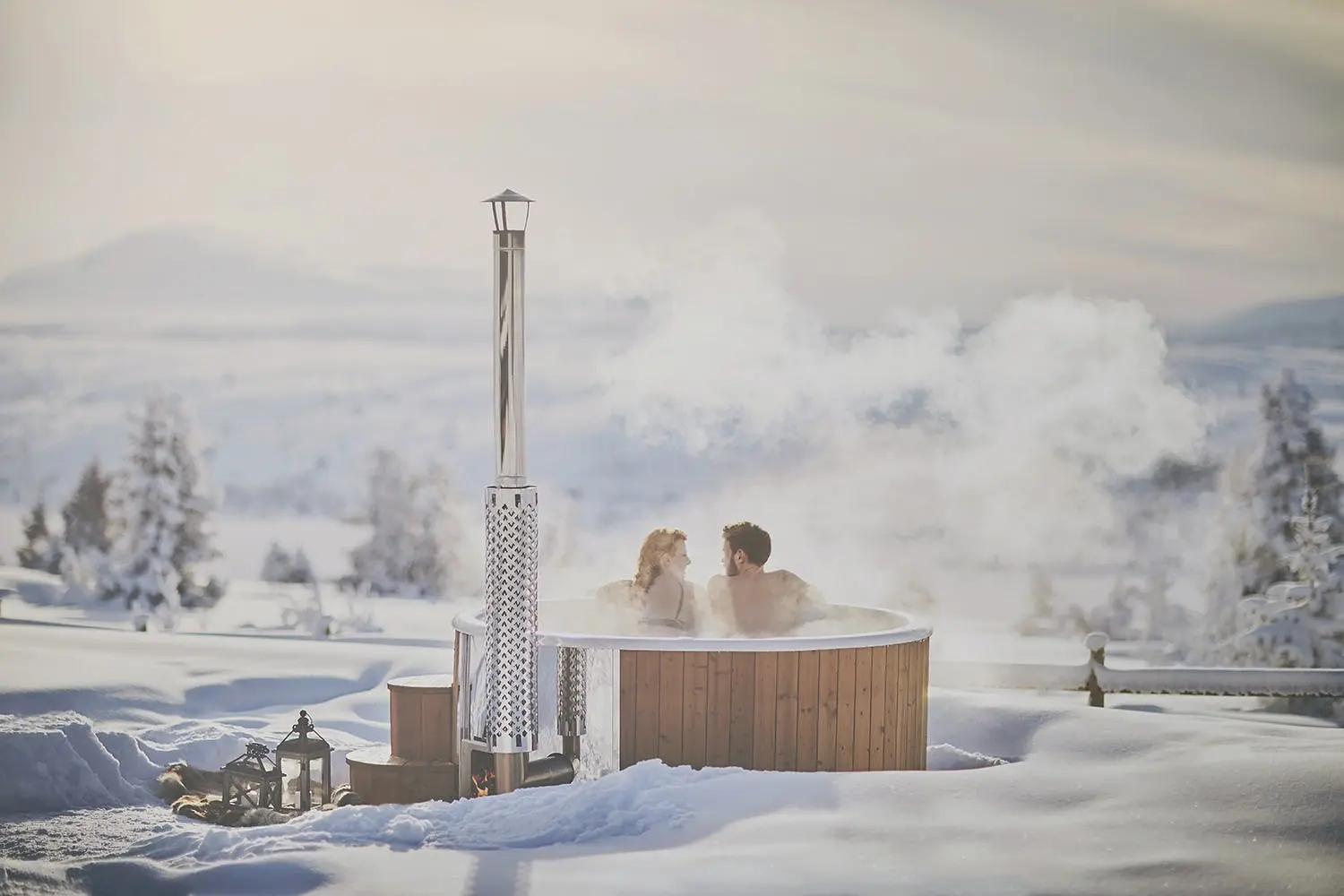 Deluxe Wood Fired Hot Tub With Liner - Image 24