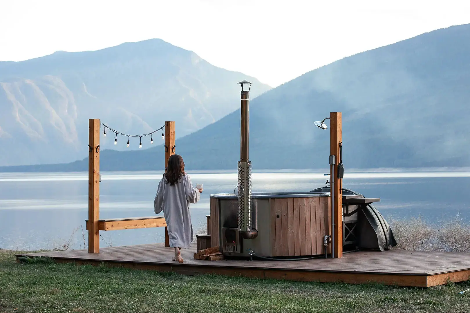 Deluxe Wood Fired Hot Tub With Liner - Limited Black Edition - Image 9